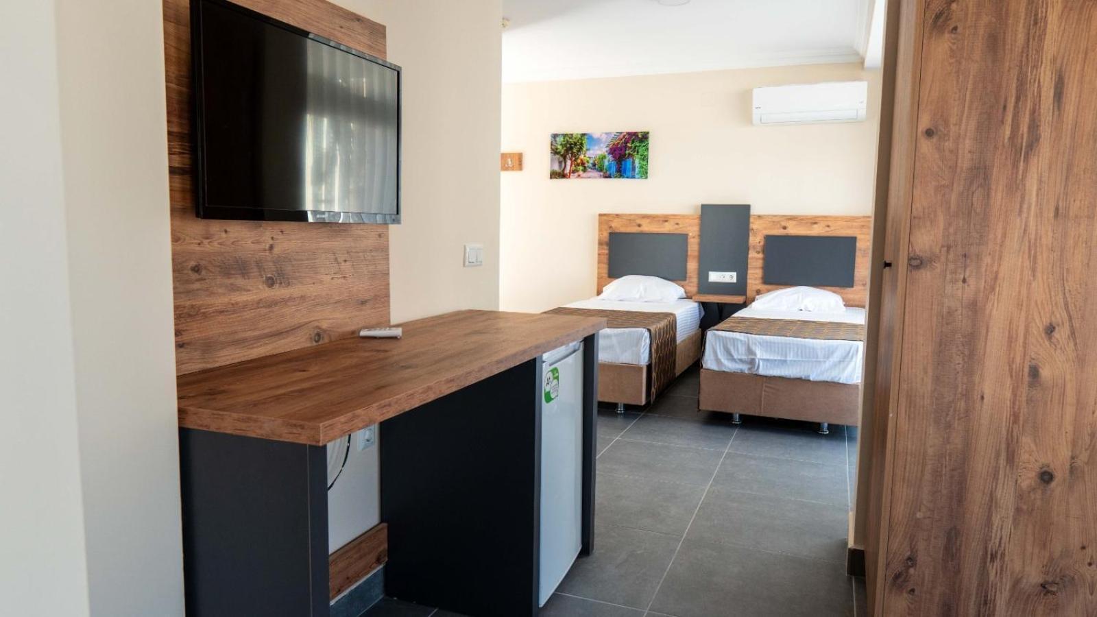 Club Efes Otel Silifke Esterno foto