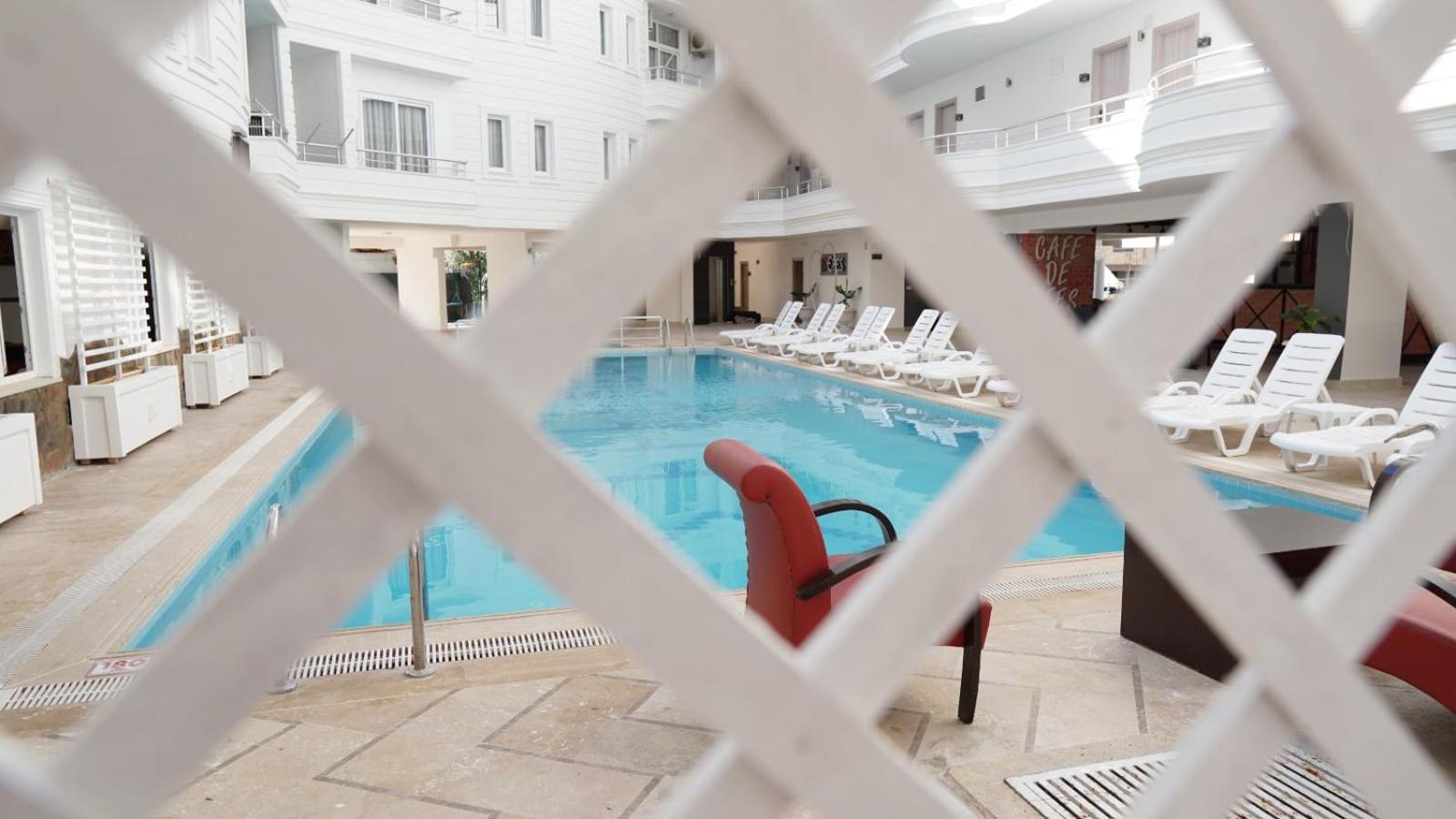 Club Efes Otel Silifke Esterno foto