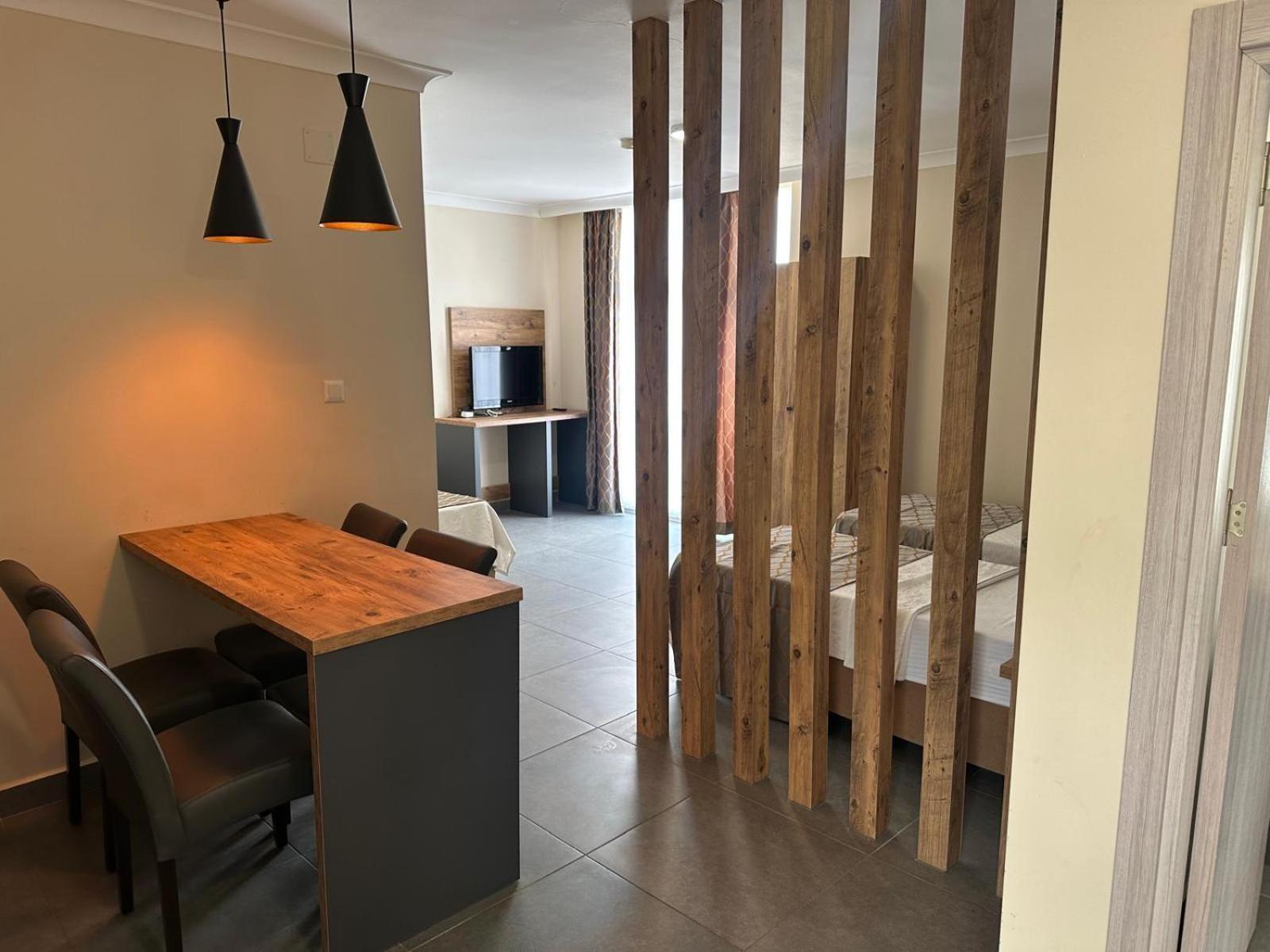 Club Efes Otel Silifke Esterno foto