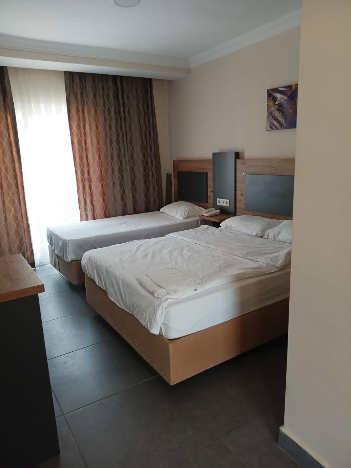 Club Efes Otel Silifke Esterno foto