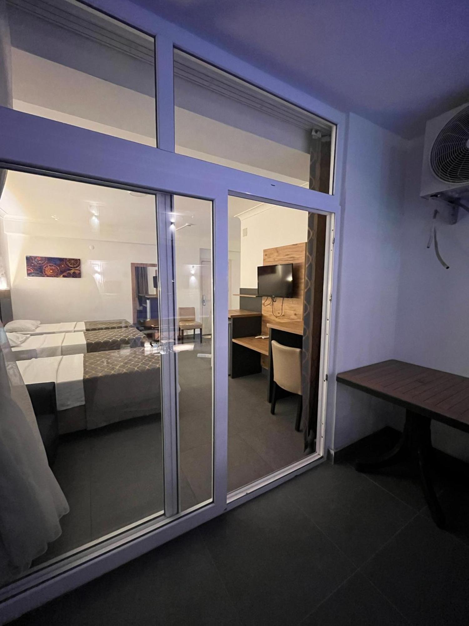 Club Efes Otel Silifke Esterno foto