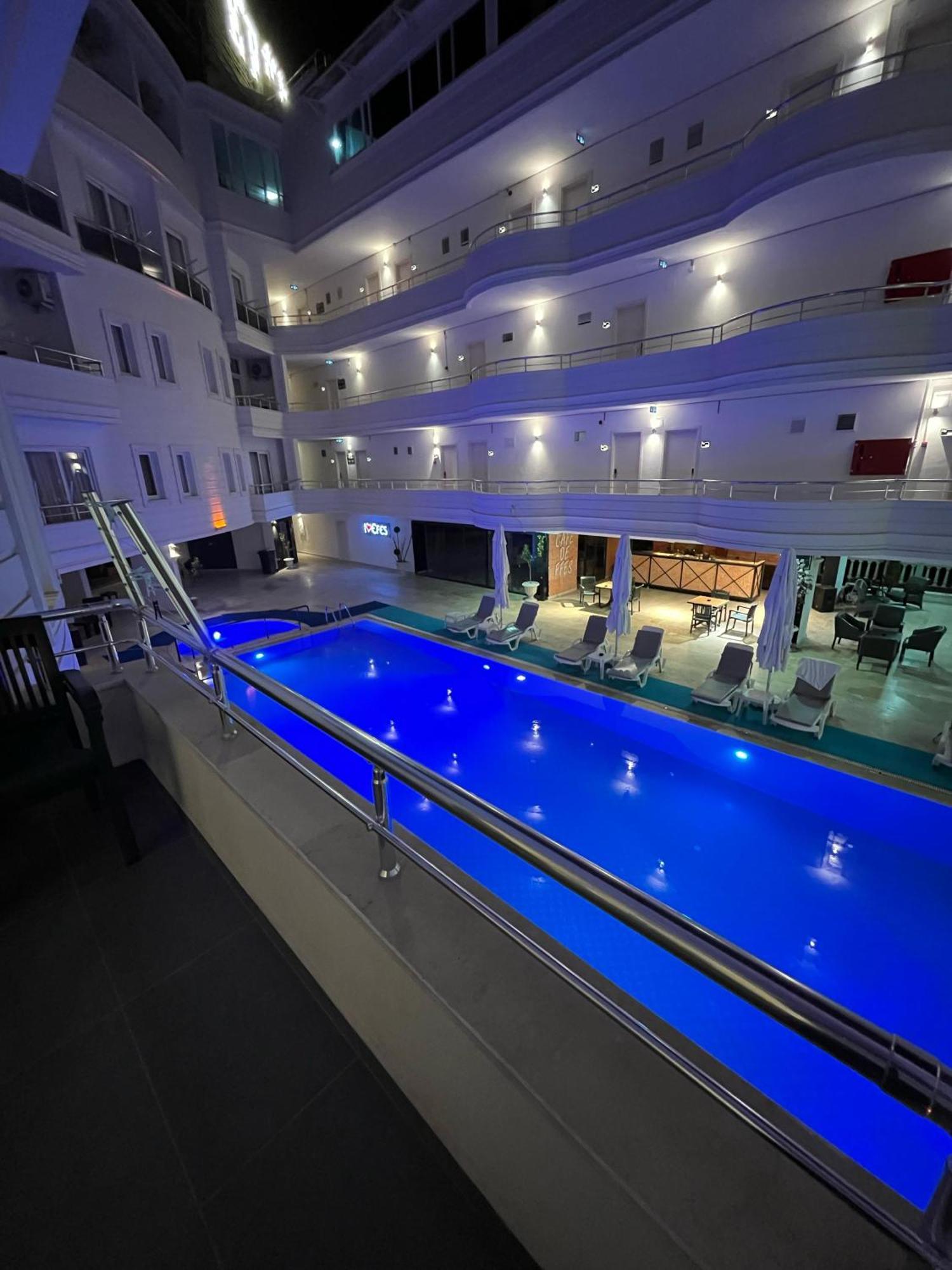 Club Efes Otel Silifke Esterno foto